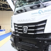 Десять седельных тягачей КАМАЗ-54901 пополнили автопарк компании «Авангард»